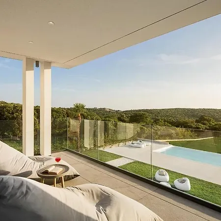 Beautiful ! 4 Bedrooms !!! *